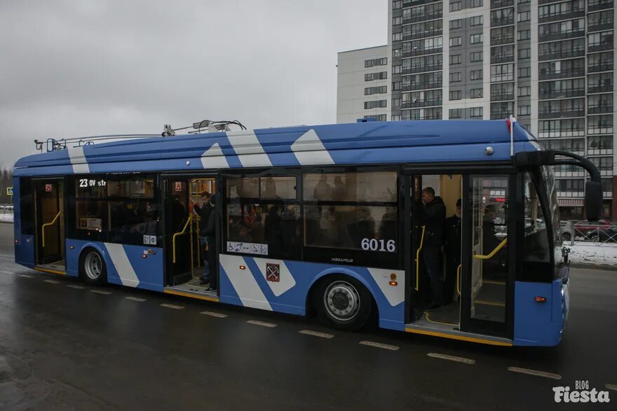 Маршрут первого электробуса. Санкт-Петербург электробус Тролза. Электробус Тролза-6239. Электробус Тролза с динамической подзарядкой. Электробус с динамической подзарядкой Санкт-Петербург.