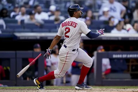 Xander Bogaerts in Boston Red Sox lineup vs. Yankees on Saturday after leav...