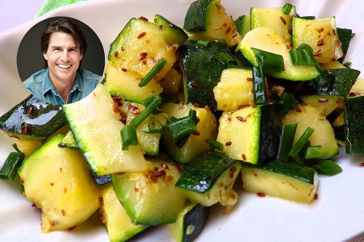 Кабачок тинторетто фаршированный. Корсика фаршированные кабачки. Блюда из кабачков цуккини. Блюда из цукини. Цукини.