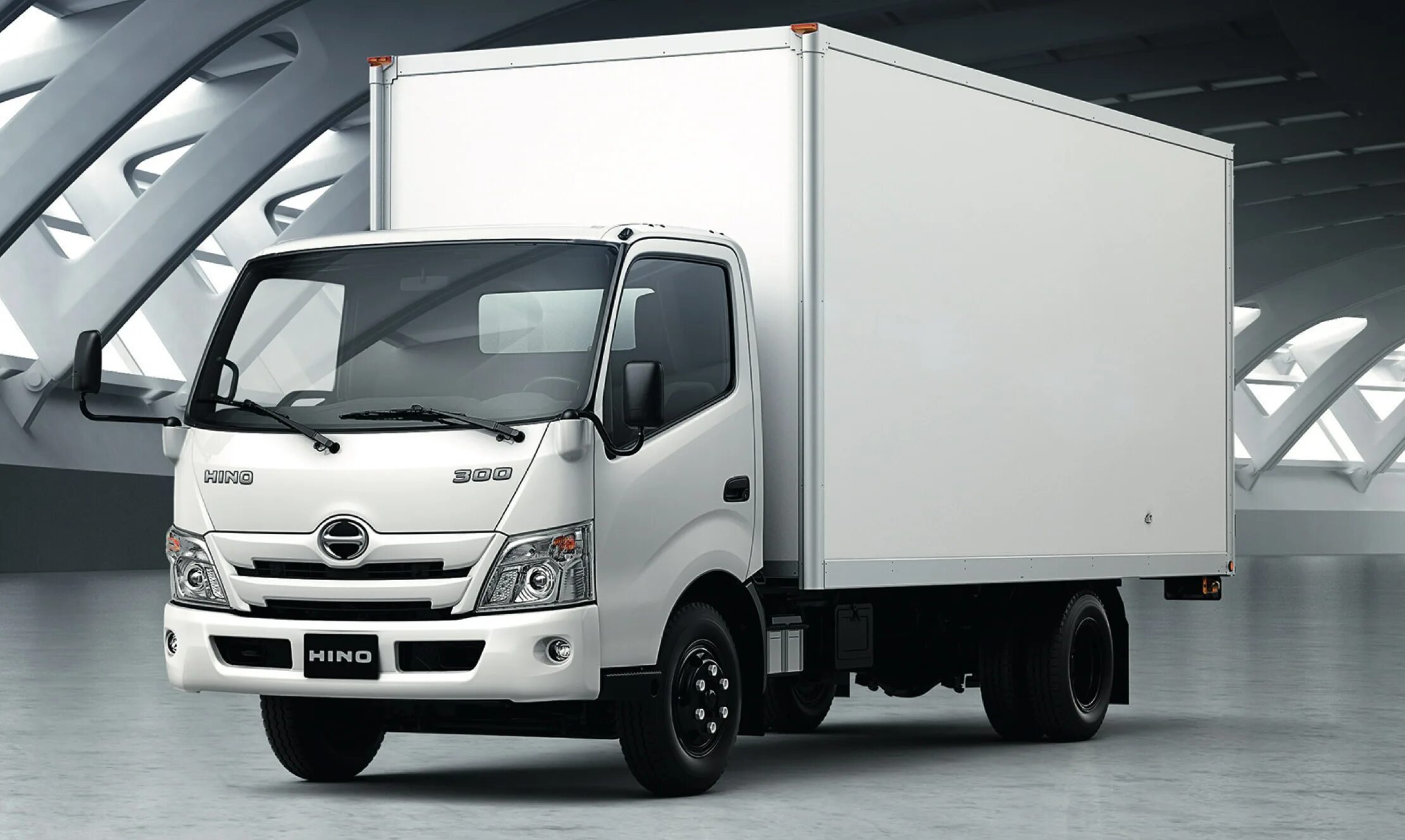 Хина 300 фото. Hino 300 dutro. тойота хино 300. фургон хино 300. хино 300 рефрижератор.