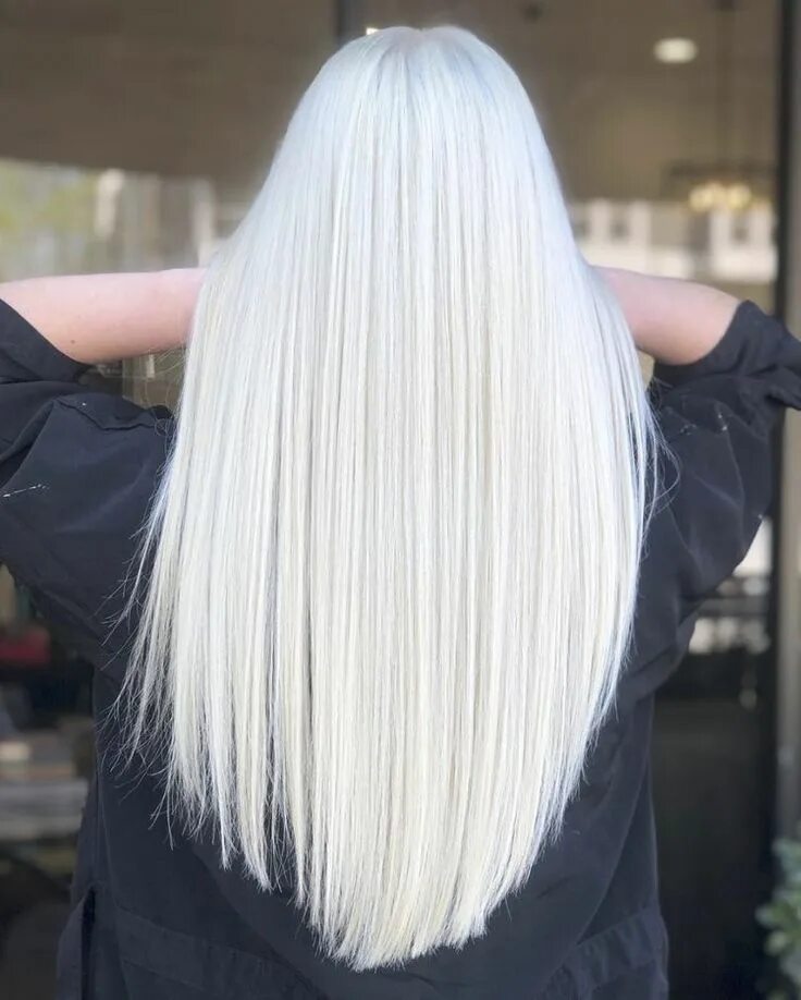 Cabelos loiros White hair color, Icy blonde hair, White blonde hair