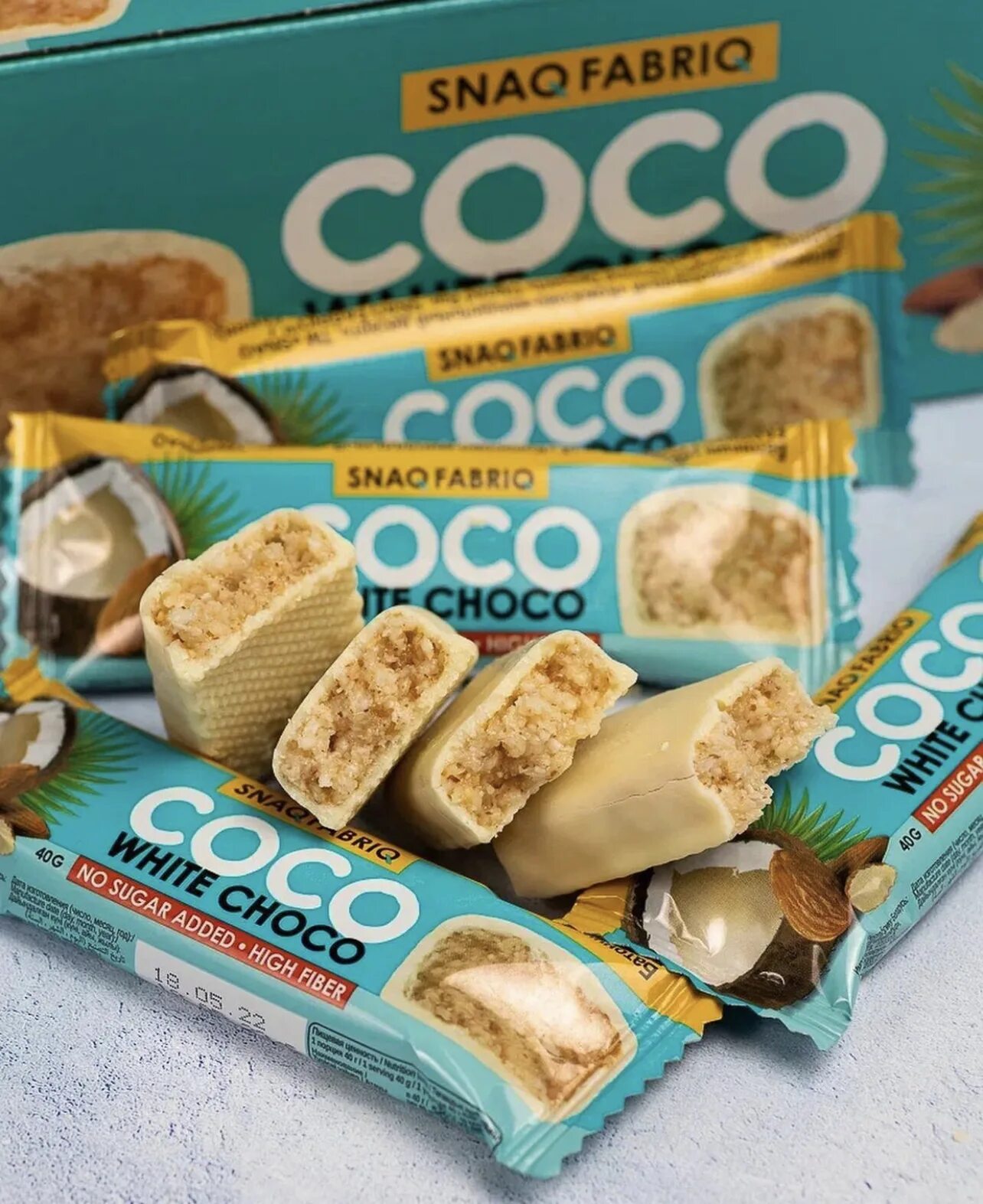 Батончик без сахара coco. Coco батончики кокосовые. Батончик Snaq Fabriq Кокос 40г. Snaq Fabriq батончик Кокос миндаль. Coco шоколад с кокосом.