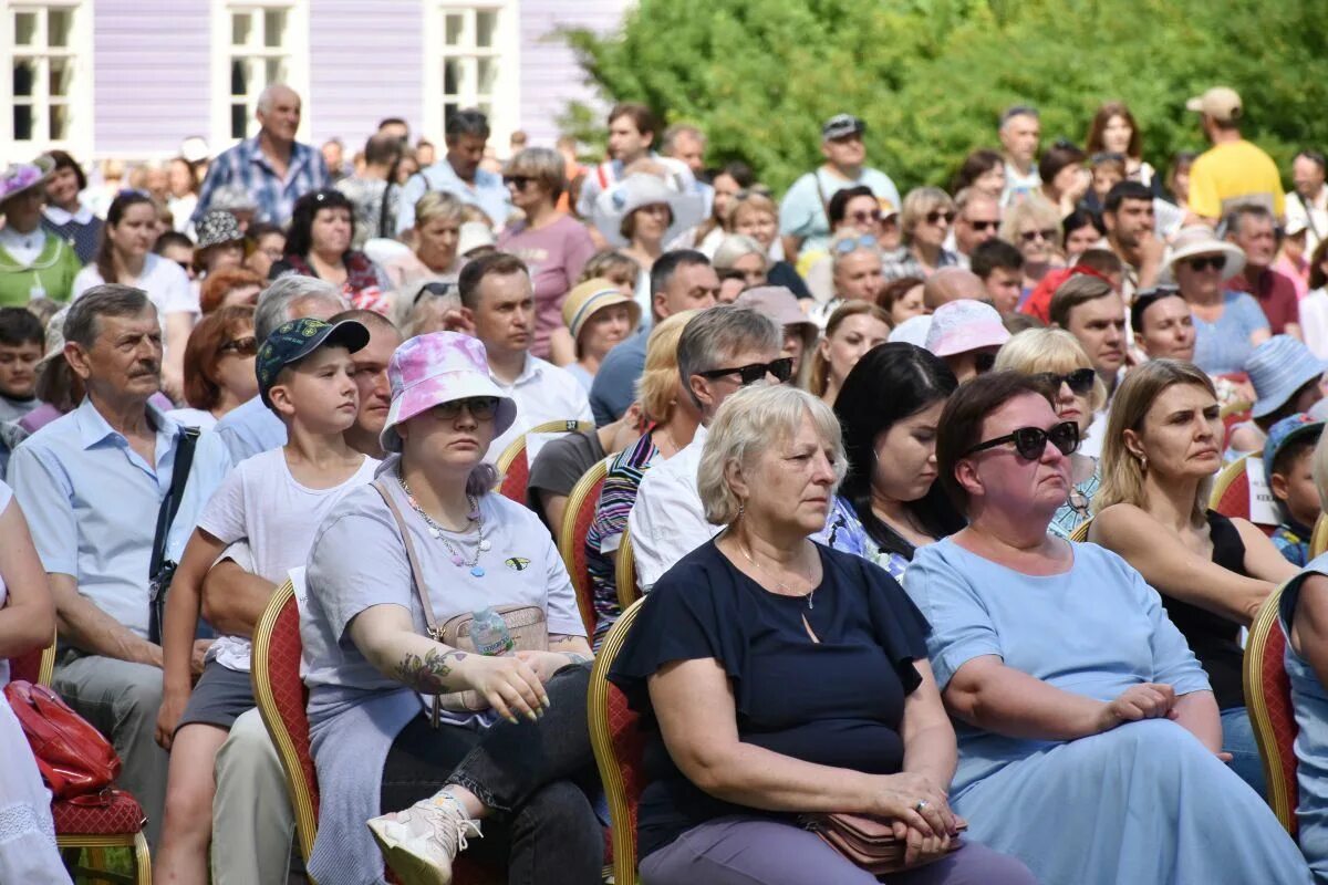 100 Лет музею Спасское-Лутовиново. Праздник в Спасское Лутовиново в 2022. Спасское Лутовиново 100 лет празднование. Концерты в Спасском Лутовиново.