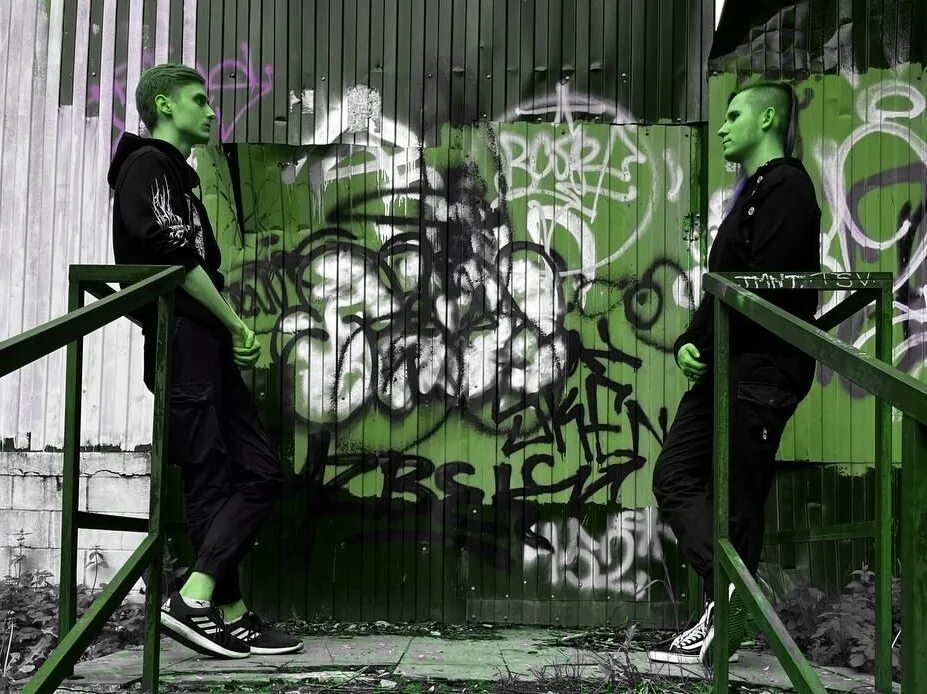 This world is for you. Женщина сидит на диване рисунок. Женщина на диване. If i ever. Michael poetry.