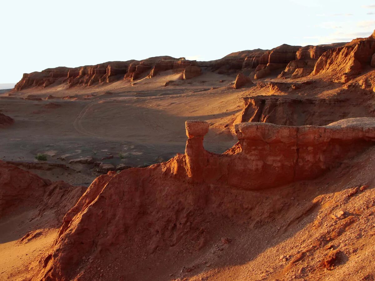 монголия гоби. монголия пустыня гоби 2023. пустыня в южной азии. гоби в монголии город. равнина гоби.