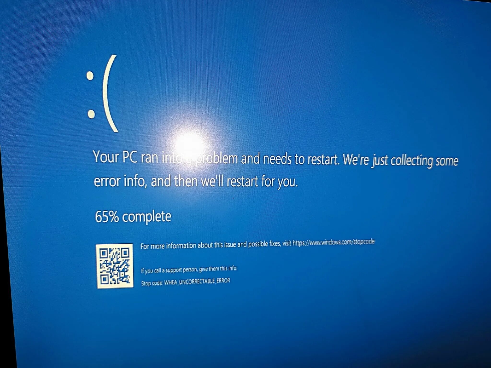 Синий экран Whea uncorrectable Error. Синий экран Whea_uncorrectable_Error Windows 10. Ошибка Whea uncorrectable Error Windows. Whea uncorrectable Error Windows 10 при игре.