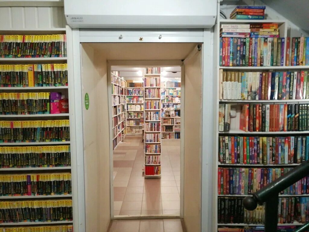 магазины книг в пензе. буквоежка магазин тюмень. книжный магазин на красной пенза. володарского 83 пенза книжный. книжный магазин пенза.