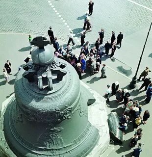 The tsar bell weighs