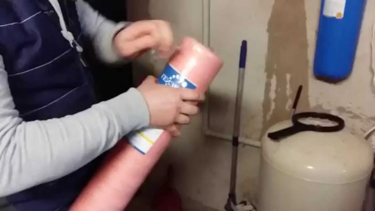 Ртуть в склянке. Фильтр от двухвалентного железа. Желе это определение. Уменьшение железа в воде. Растворенное железо в воде.