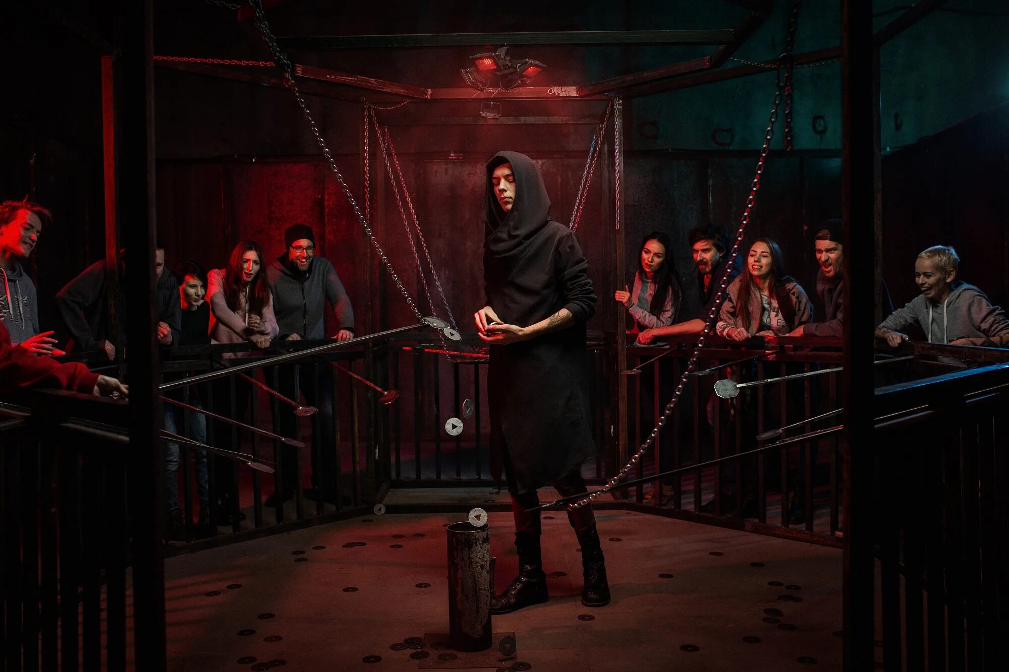 Мослабиринт и железяки. Экшн-игра «фильтр тоналя». Железяки квест. Экшн квесты в москве. Спортивный квест в москве.