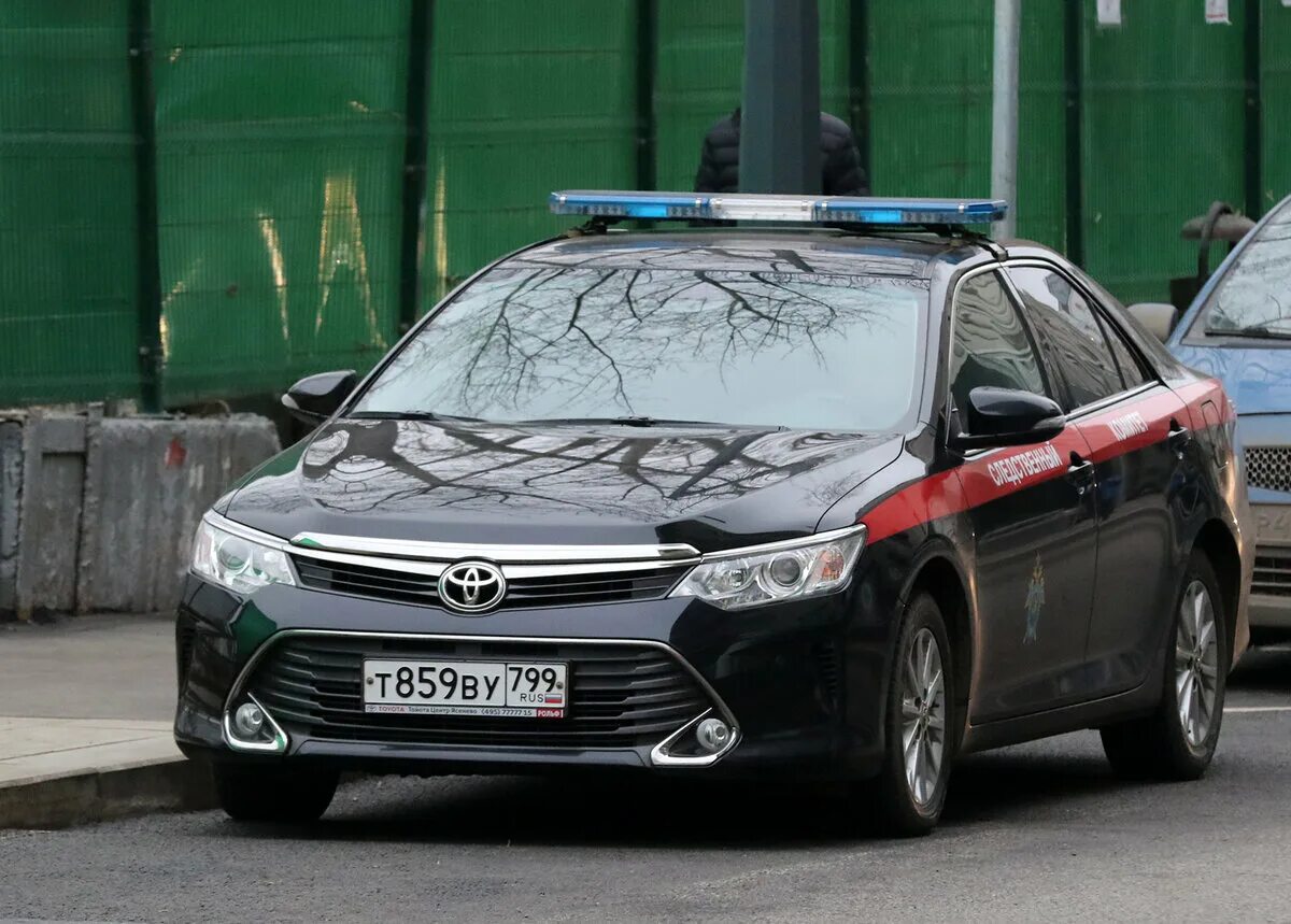 Как выглядит машина следственного комитета СК проверит таксиста-мигранта, который избил пассажирку в Самаре Самарская облас