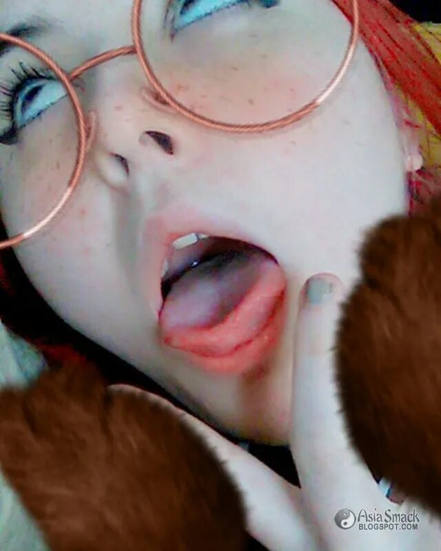 ахегао фейс челлендж. хидори роуз @hidori_rose. конча косплей. ахегао косплей. рем ахегао лицо.