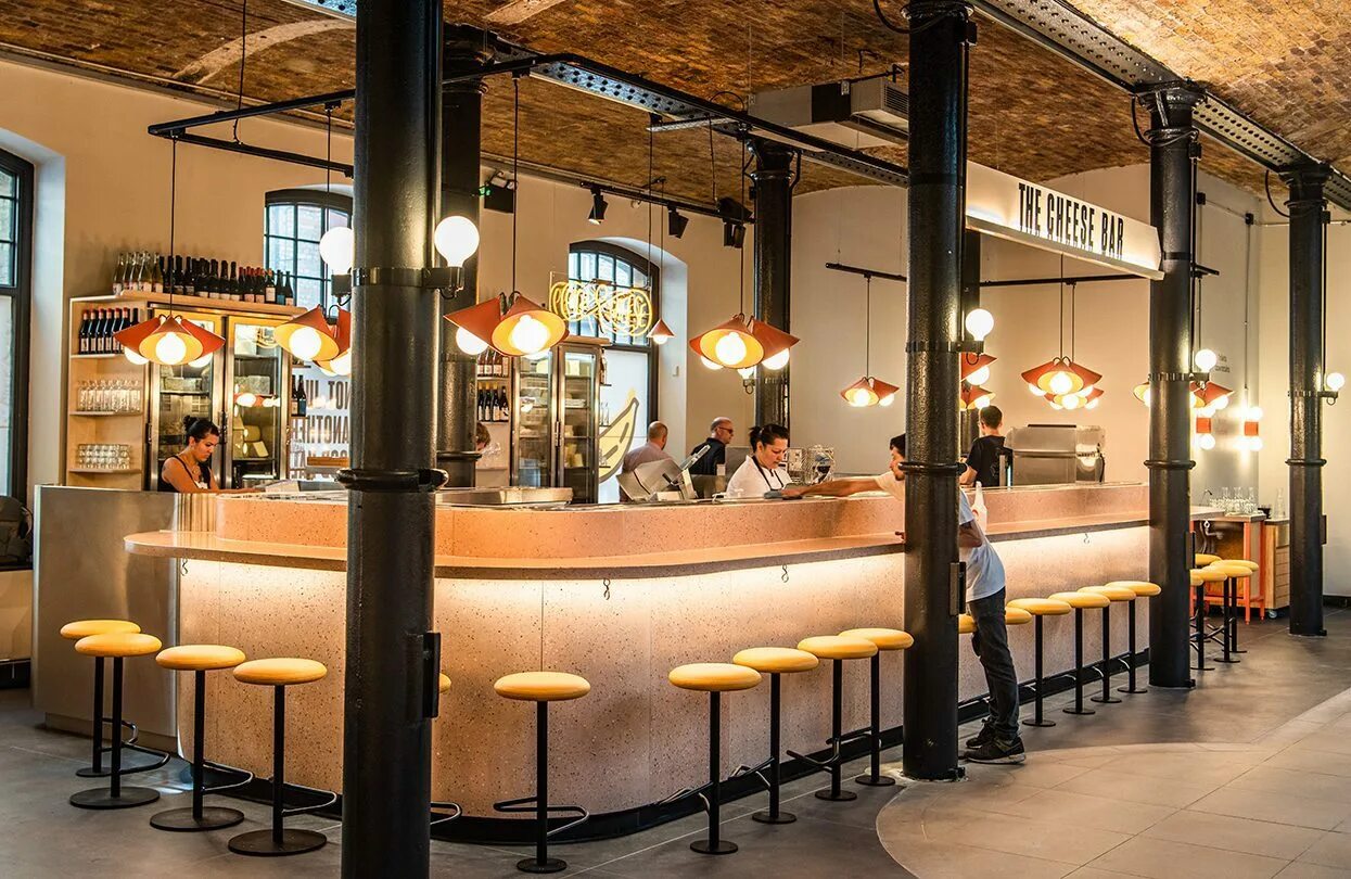 Спорт бар. The cheese bar london. Спорт бар. Про чиз бар тула. Тула пивоварня saldens.