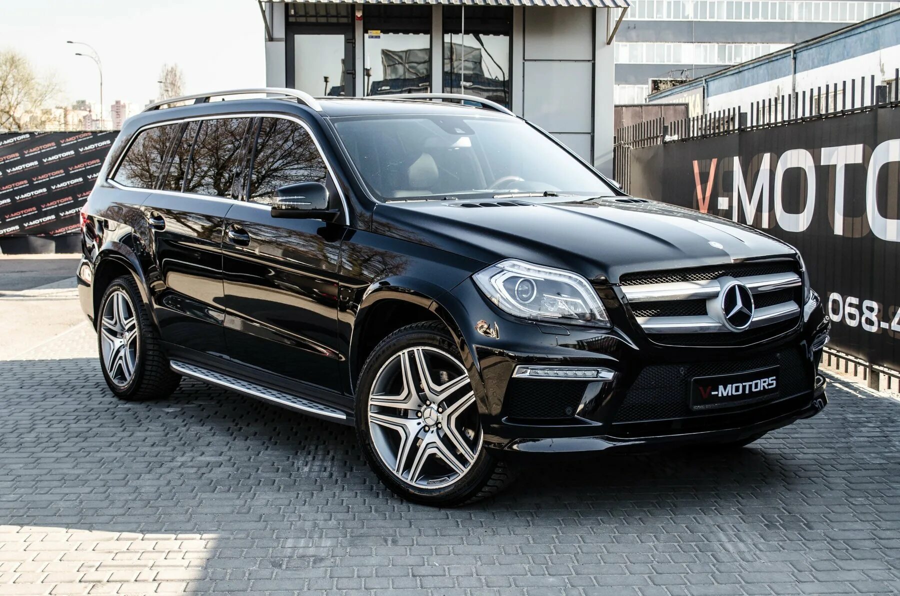 Купить мерседес матик. Мерседес gl 350d новый. Mercedes Benz gl 350. Mercedes gl 350d 4matic. Мерседес gl 350 matic\.