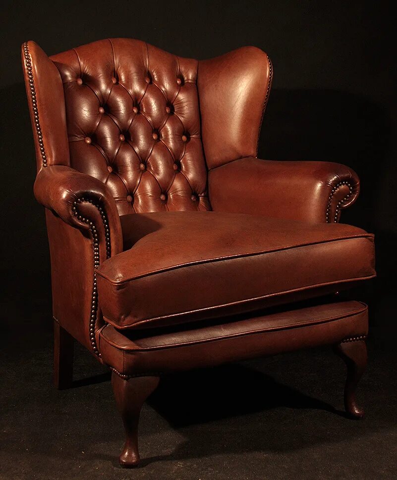 Высокое кожаное кресло. Кресло кожаное. Кресло кожаное коричневое. Кресло с заклепками. Старое кожаное кресло.