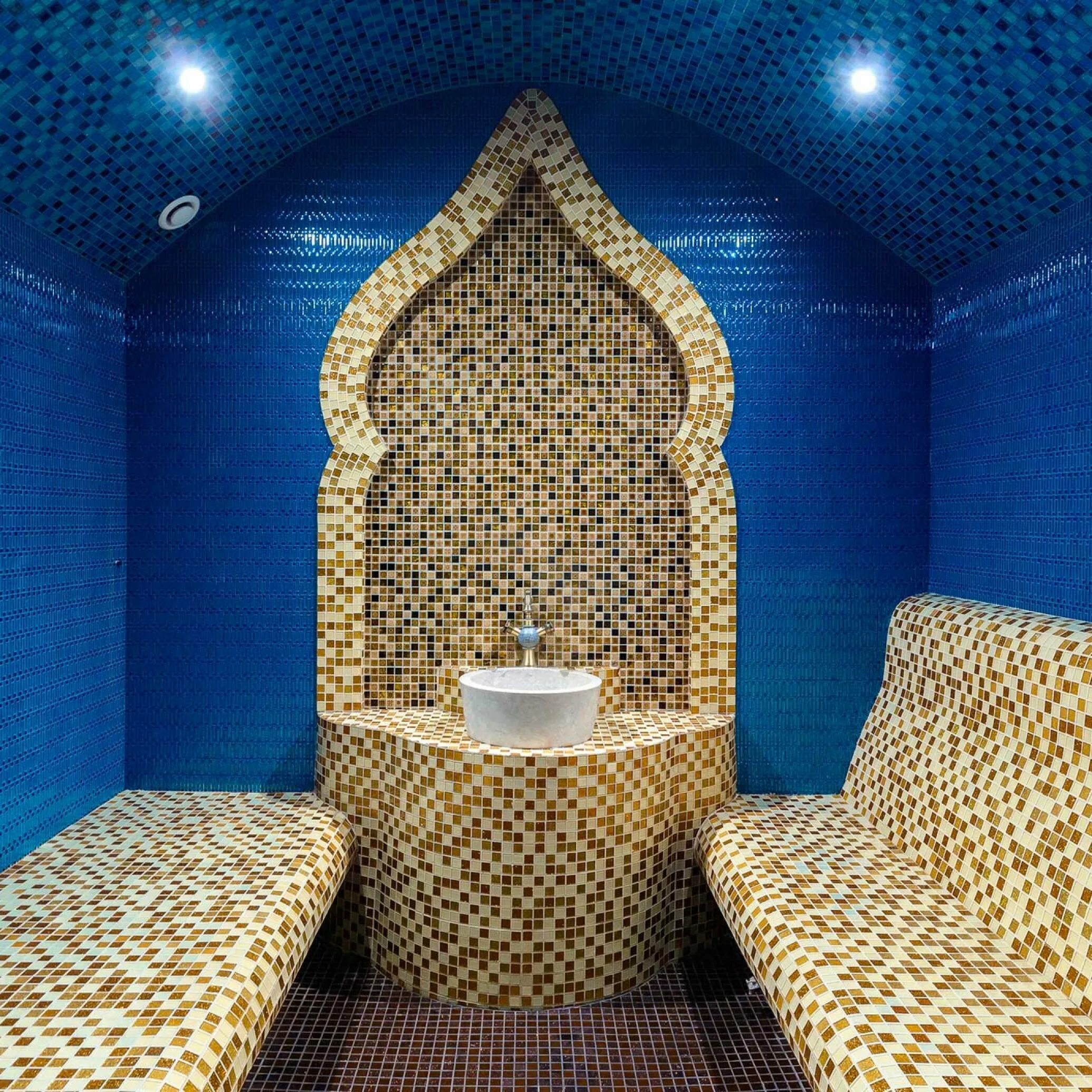 хамам невинномысск менделеева сауна. хамам интерьер. турецкая парилка хамам. мозайка в купол турецкого хаммама. хамам и финская сауна отличия.