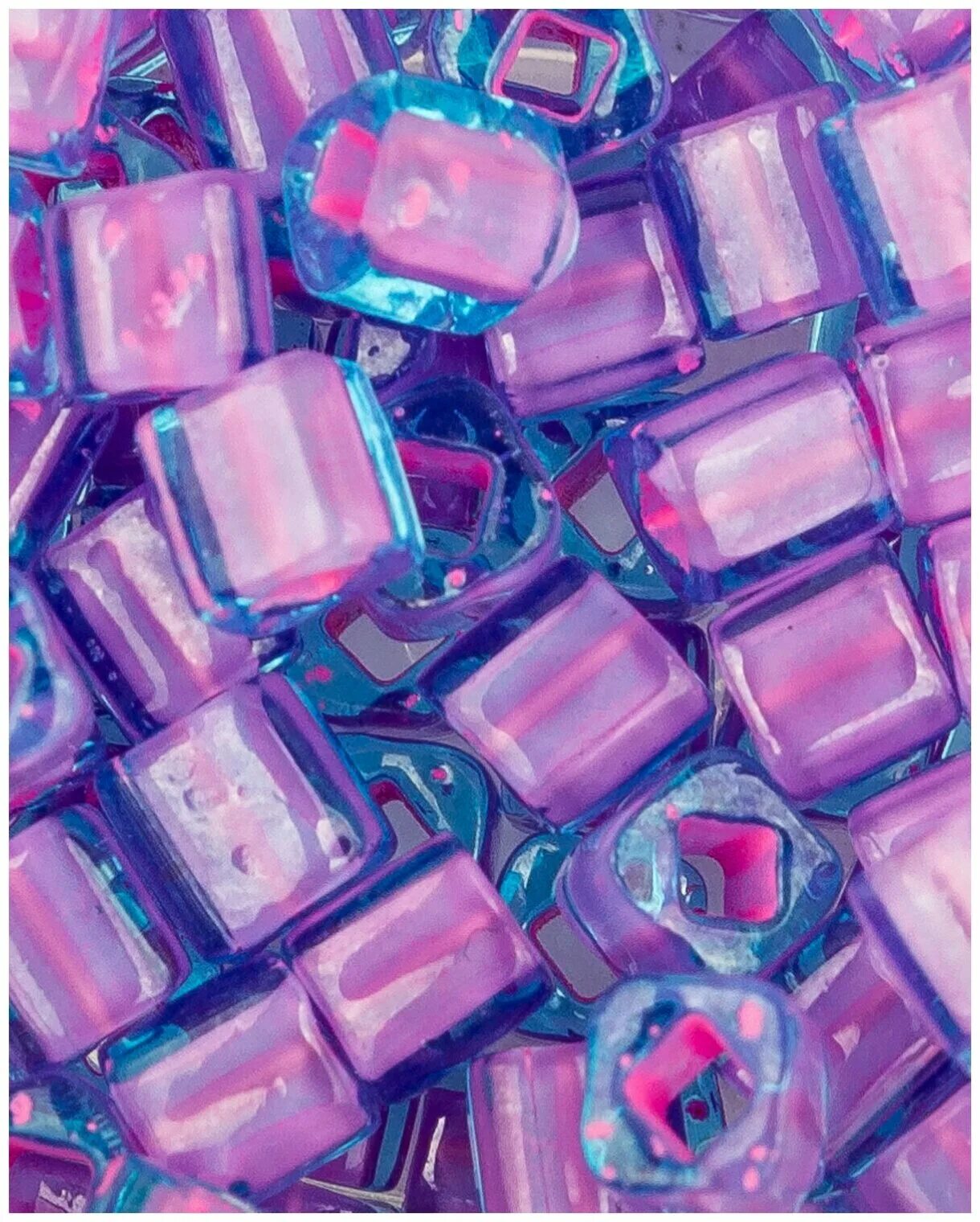 Розовая жвачка. Бубль гум жвачка пузырь. Жевательная конфета бубль гум. Бабл-гам. Бабл-гам.