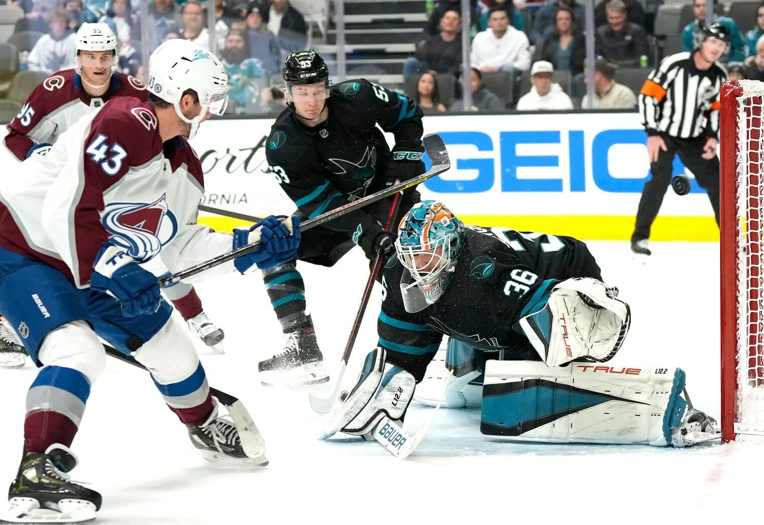 Дайнюс Зубрус Сан-Хосе Шаркс. Rudolfs Balcers San Jose Sharks.