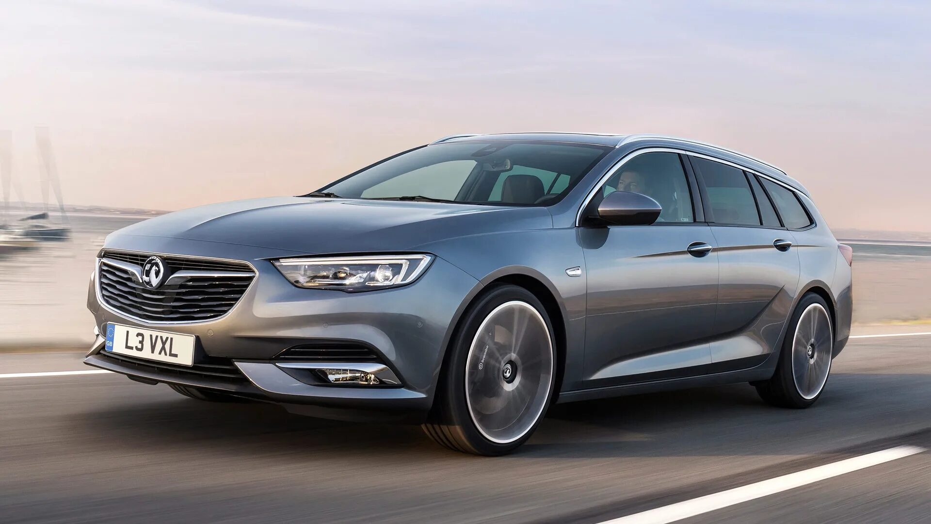 Инсигния универсал 2025. Opel insignia sports tourer 2018. opel insignia 2018 универсал. opel insignia 2016.