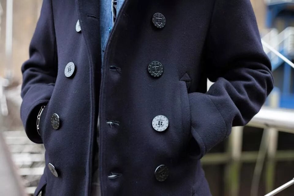 Coat button. Капковый бушлат. бушлат вмф surplus pea coat. бушлат surplus us pea coat. морской бушлат 1913.