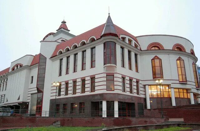 театр автономное учреждение. государственный русский драматический театр удмуртии. спектакля «алдар. государственный русский драматический театр удмуртии ижевск зал. театр в мурманске драматический театр.