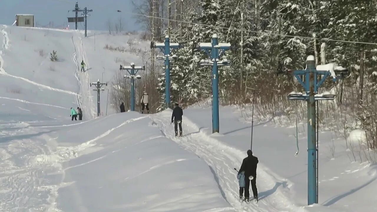 Березка лысьва. Горнолыжный комплекс Березка Лысьва. Лысьва Березка Гостиный двор. Город Лысьва горнолыжный комплекс. Лысьва лыжная база.