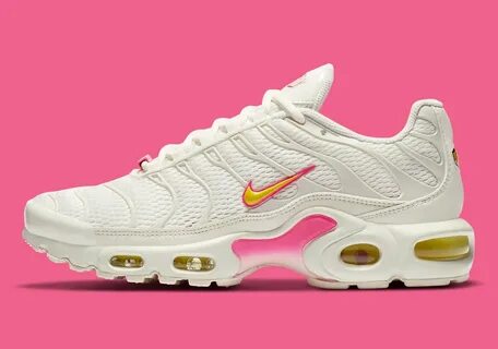 Nike tn white