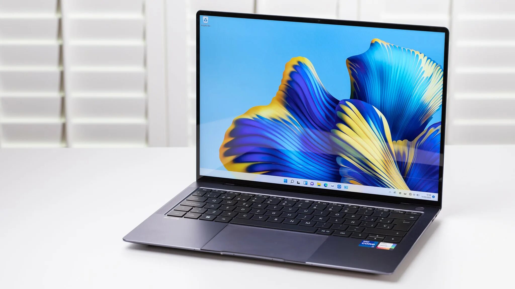 Matebook klvf x. Huawei matebook x pro 2025. matebook-x-pro-2019. ультрабук huawei matebook x pro. huawei matebook x pro 2025.