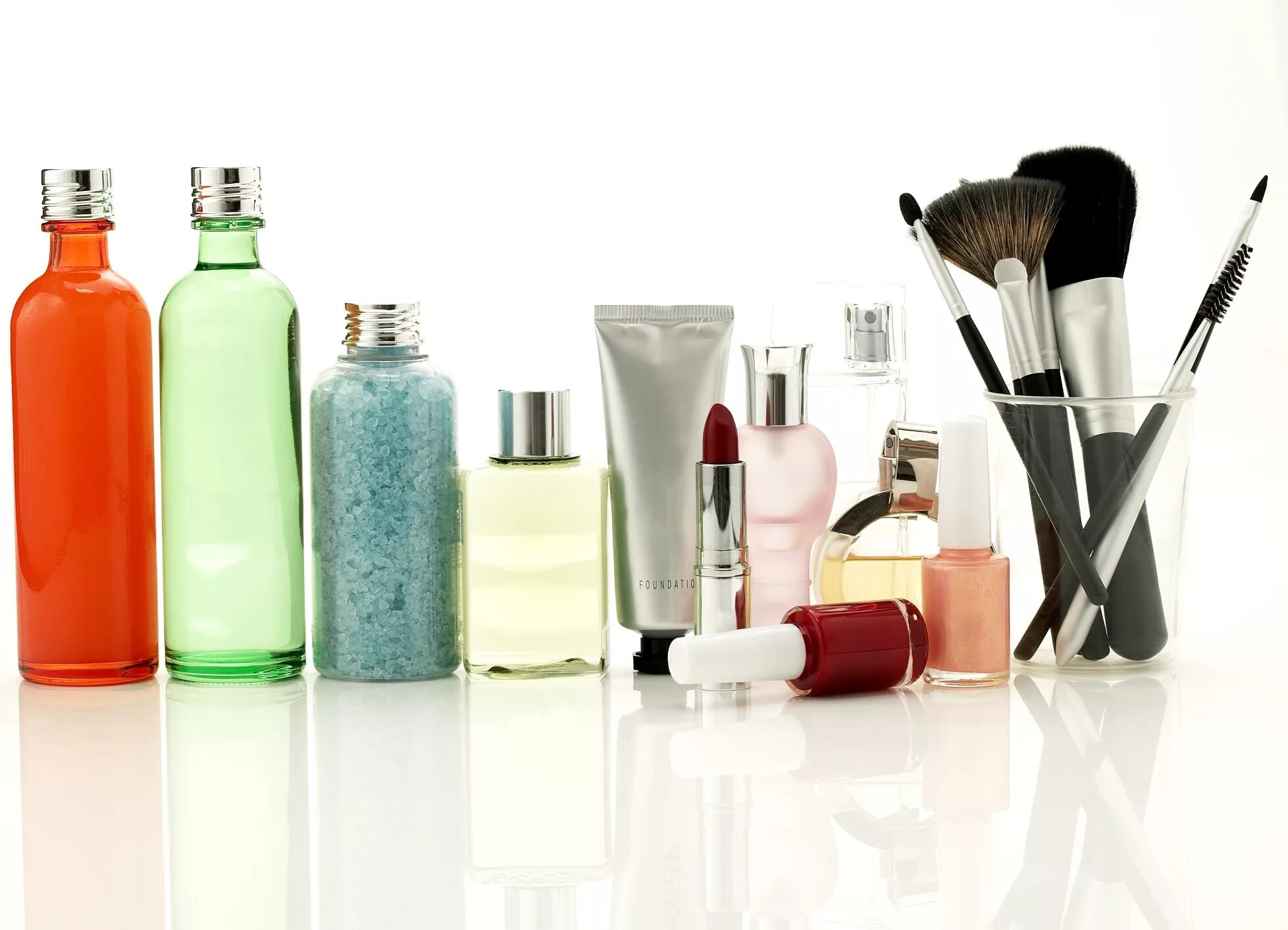 косметика. разные товары. товары для здоровья. товары для здоровья магазин. гантели фрукты.