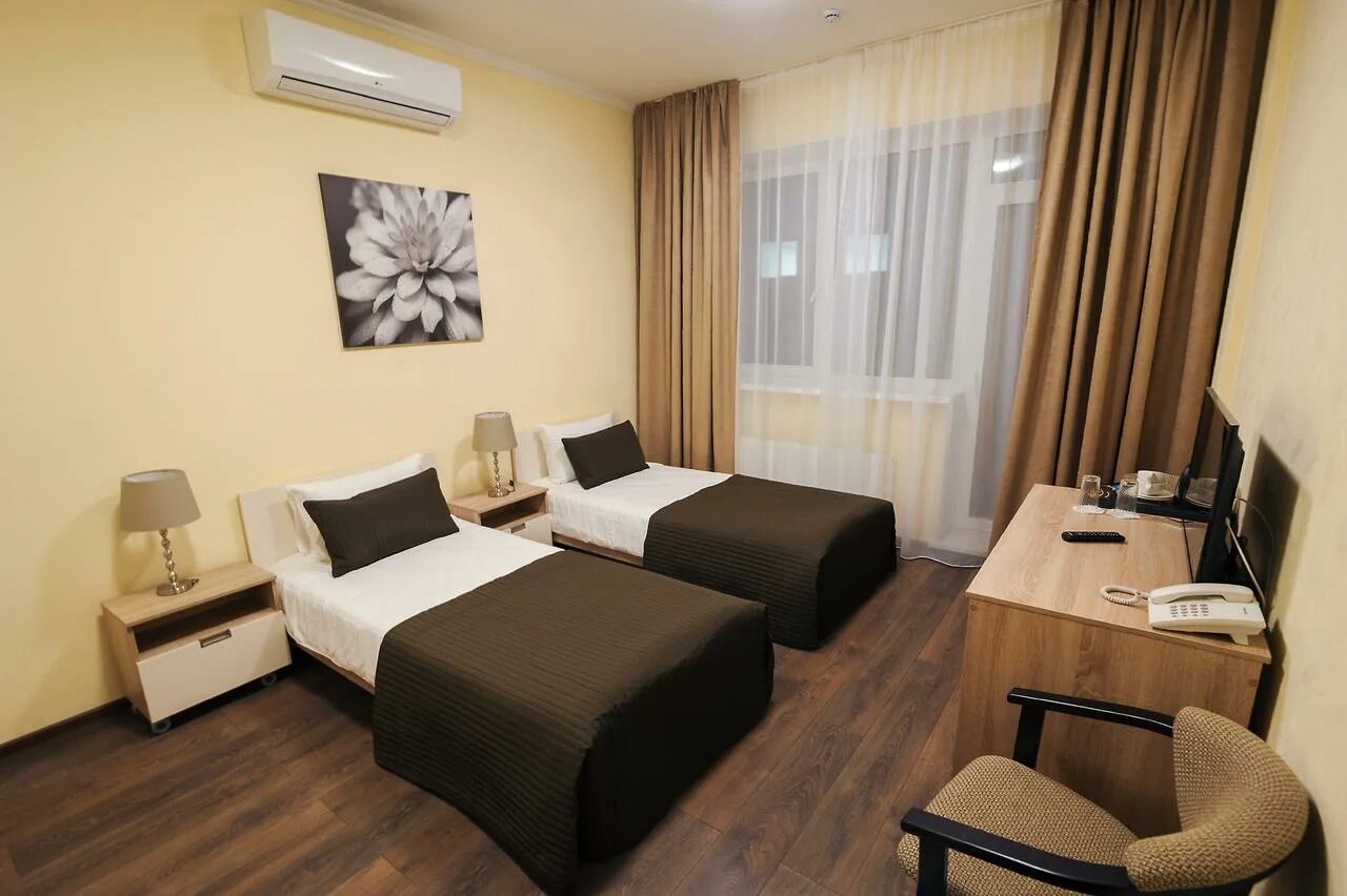 Проект большой гостиницы. Отель complex. Гостиница дежавю казань свияжские холмы. Гостиница макон комплекс в фергане. Отель complex.