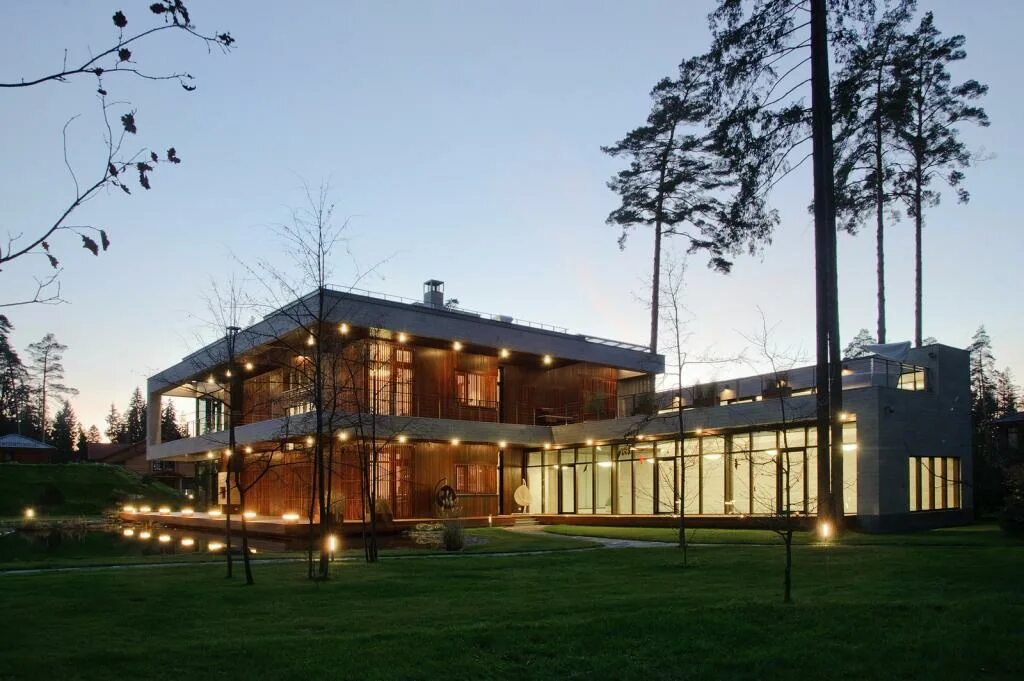 Luxury alpine chalet. Красивые загородные лома. Chalet zermatt peak швейцария. Форкс штат вашингтон дом калленов. Роскошь деревьев.