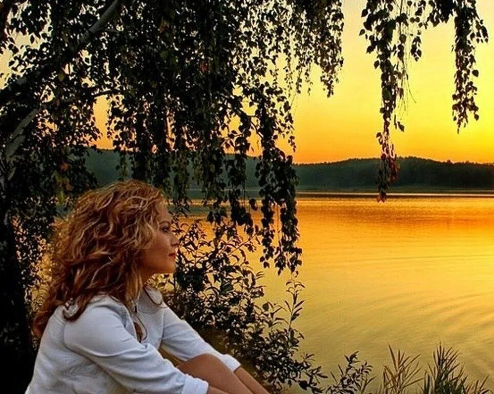 Наступила тишина природа словно. Наступила тишина природа словно. Душевная девушка. Красивые цитаты про природу. Наступила тишина природа словно.