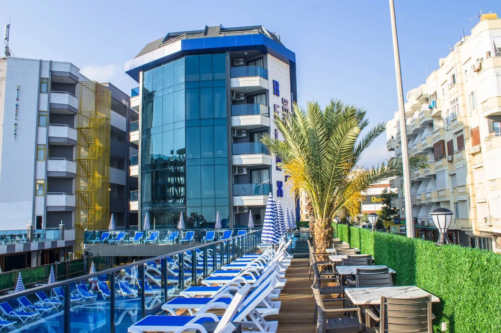 Отель релакс бич алания турция. Relax beach hotel 4 алания. Турция отель caretta relax hotel. Клеопатра голден бич отель алания. Отель relax beach hotel 4 алания турция.