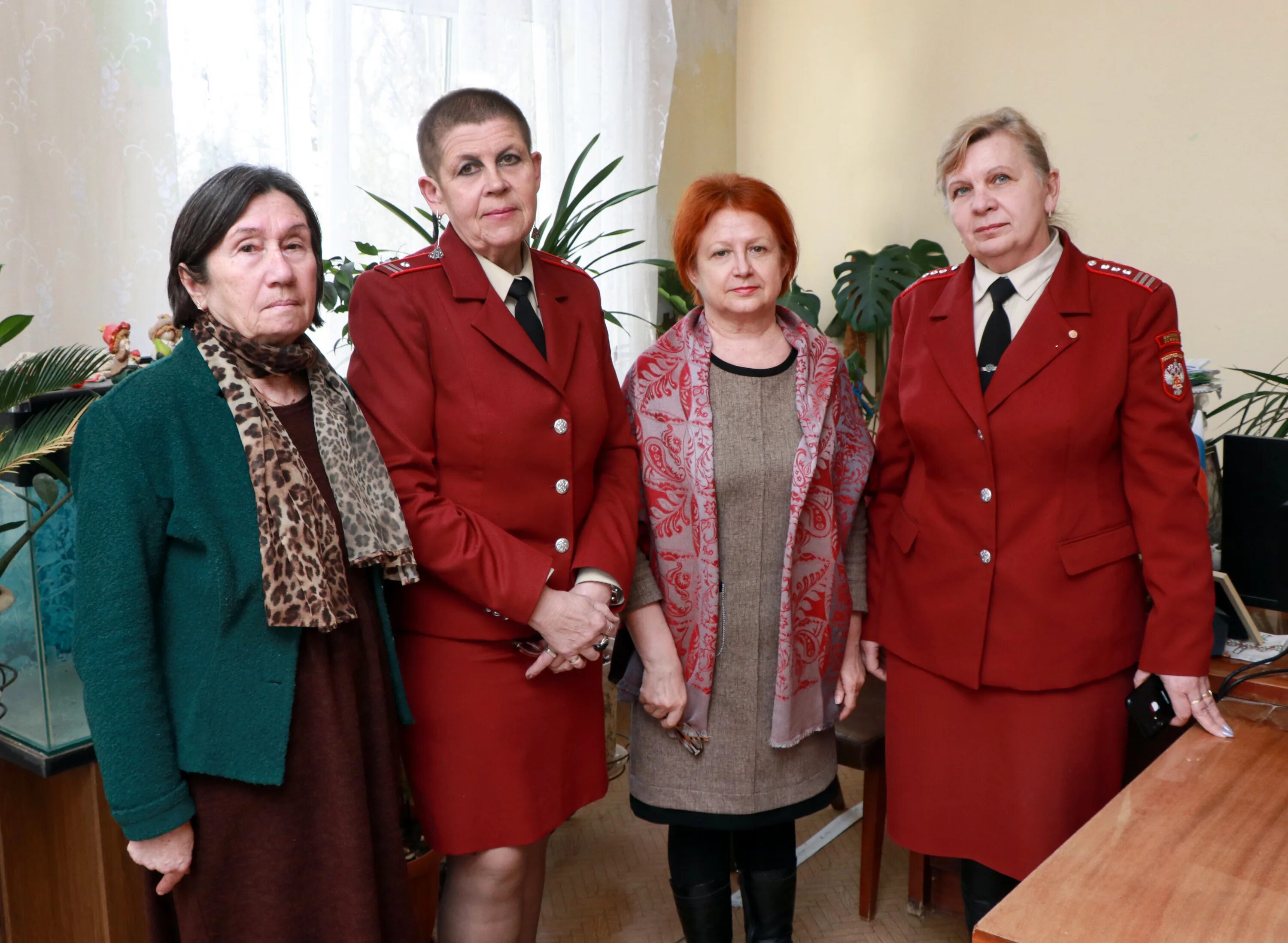 Поздравление роспотребнадзора. Открытки с днём роспотребнадзора. День роспотребнадзора. 15 сентября день образования санитарно-эпидемиологической службы. Роспотребнадзор праздник профессиональный.