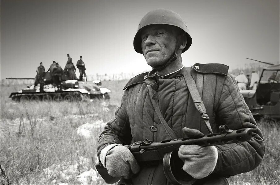 Западный фронт 1944. Картинки о войне. Русские солдаты второй мировой войны. B-39. Солдат 2 мировой войны ссср.