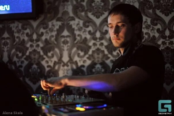 DJ Pavel звук. Night player