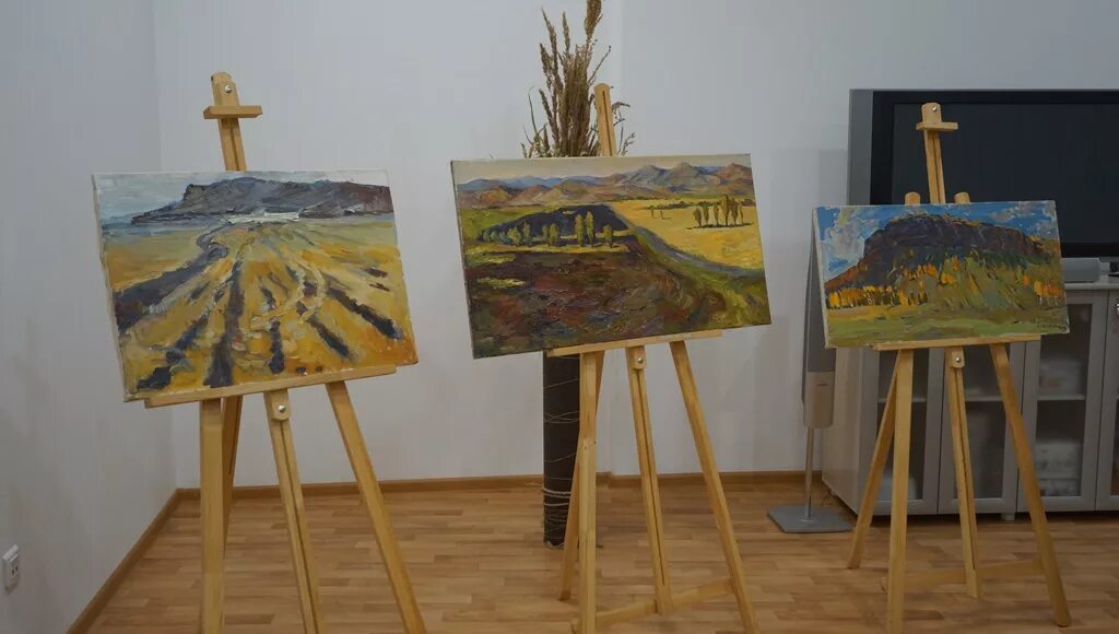 Художники на пленэре силуэты. Пленэр на байкале. Всероссийский пленэр. Всероссийский пленэр. Всероссийский пленэр.