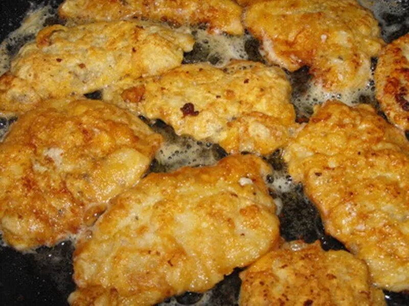 кляр для свиных отбивных на сковороде. кляр для свиных отбивных на сковороде. мясо в кляре. отбивные из свинины в кляре. кляр для свиных отбивных на сковороде.