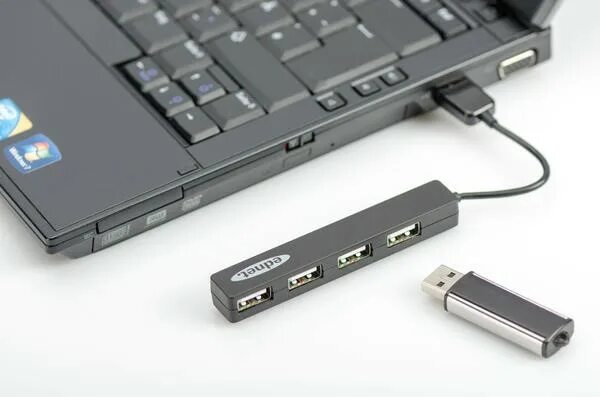 USB Hub, USB-концентратор, USB 2.0 на 4 порта. Хаб для ноутбука. Угловой USB Hub для ноутбука. Подставка для ноутбука и USB Hub. Интернет через телефон на ноутбук usb