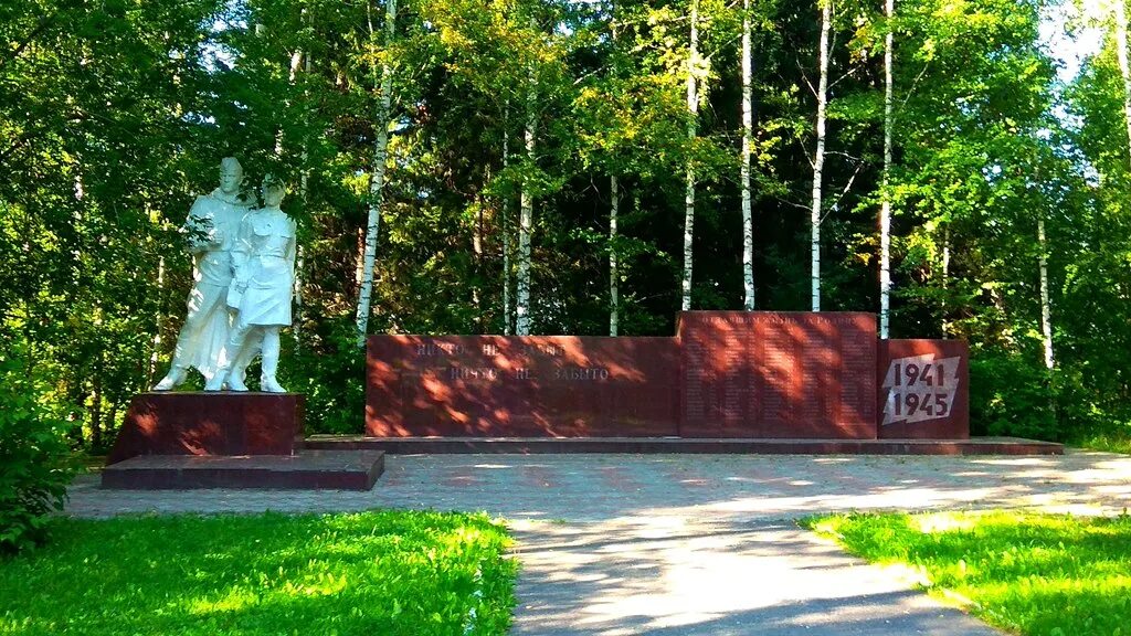 Кладбище сосновый бор томск. Поселок сосновый бор томск. Поселок сосновый бор томск. Томск, поселок сосновый бор, 2-я песчаная. Сосновый бор орловская область.