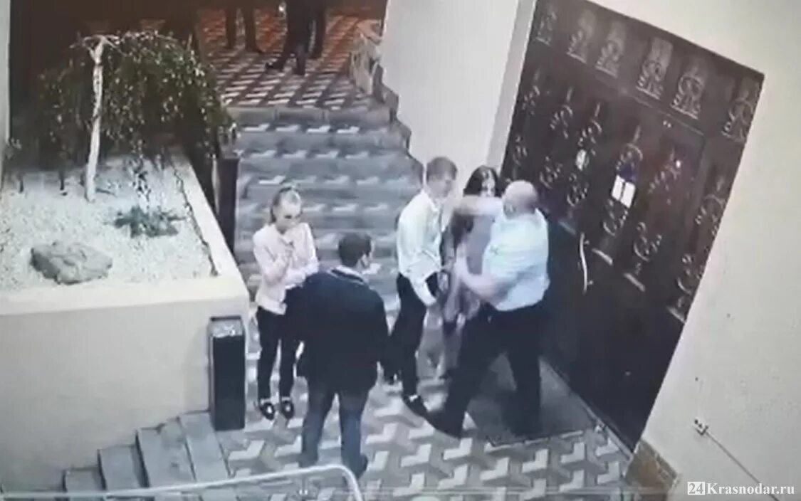 Инцидент в кафе крепость