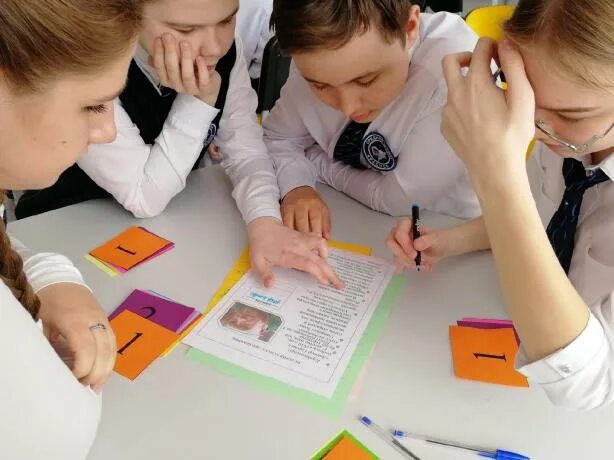 здоровый образ жизни. здоровый образ жизни молодежи. 15 школа новый уренгой сталовка. школьники профориентация. выездное голосование рисунки учеников.