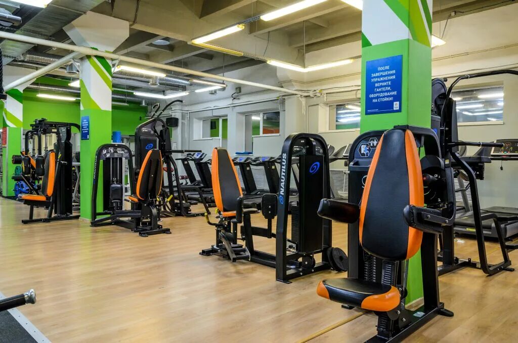 Ai fitness колпино трудящихся фото. Алекс фитнес колпино труд. Алекс фитнес команда. Спб спортклуб дивизион фото. Ai fitness.