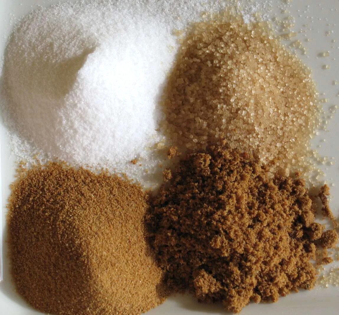 Свекловичный сахар это. Сахар Icumsa 45 тростниковый. Неочищенный свекольный сахар. Нерафинированный свекловичный сахар. Свекольный сахар.