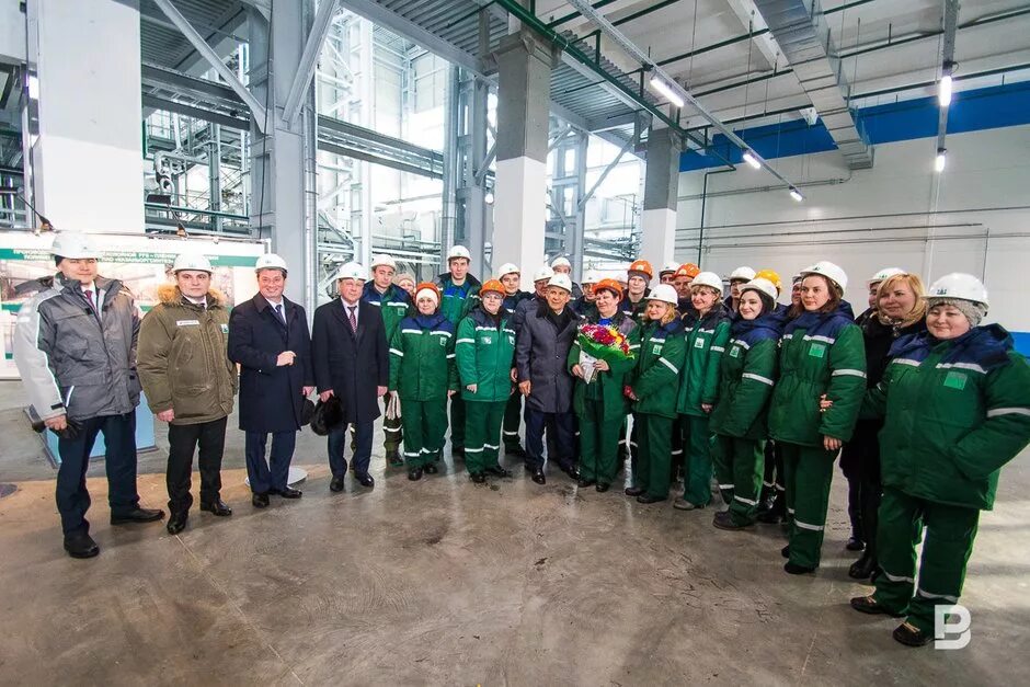 Сотрудники аэропорта казань. Ищу работу в казани. Ярмарка трудоустройства. Вакансии в городе казани. Работа в казани.