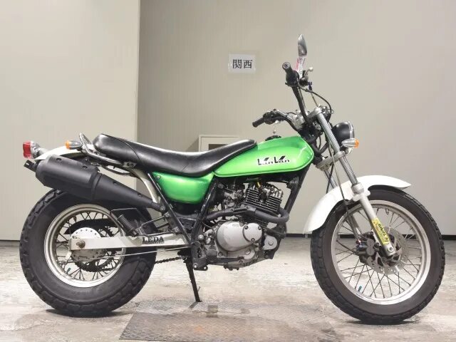 Купить сузуки ван ван. Suzuki van van 200. Suzuki VANVAN 200. Suzuki van van 250. Suzuki van van 200 Scrambler.