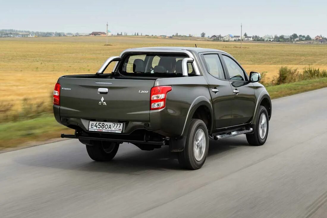 Mitsubishi l200 6 поколение. Мицубиси пикап л200. Мицубиси л200 5 поколения. Mitsubishi l200 2022.