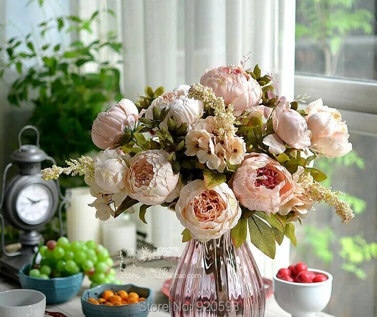 Композиция вазоны из пионов. Пионы в вазе. Пионы искусственные. Шелковый букет пион. Композиция из искусственных пионов.