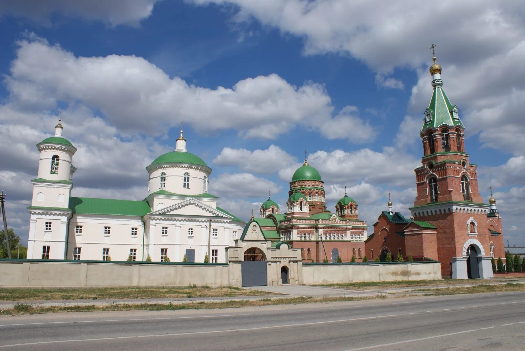Храм вешаловка липецкая область. Церковь знамения в вешаловке. Знаменская церковь вешаловка. Церковь иконы божией матери знамение вешаловка. Полибино.