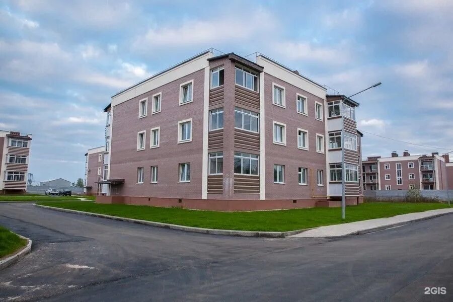 Жилой комплекс зеленый квартал ярославль. Зеленый квартал ярославль фото. Жк зеленый квартал ярославль фото. Липовицы зеленый квартал. 11 микрорайон ярославль.